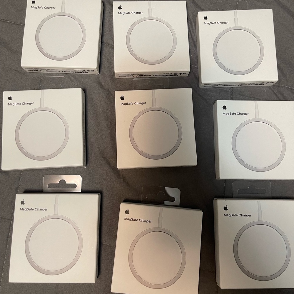 Apple MagSafe Charger - Wireless Charger with Fast Charging Capability.